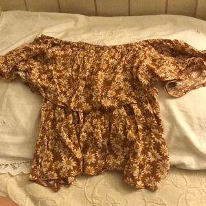 Off the shoulder top from f21, only worn 3 times